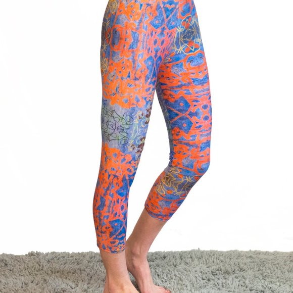 Graffiti High Rise Compression Yoga Pants Leggings Limited Edition - Picture 1 of 8
